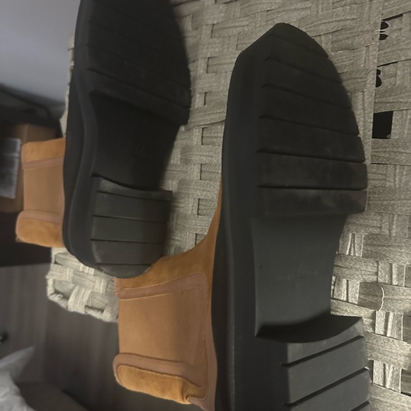 sam edelman laguna chelsea boot! - Picture 7 of 7